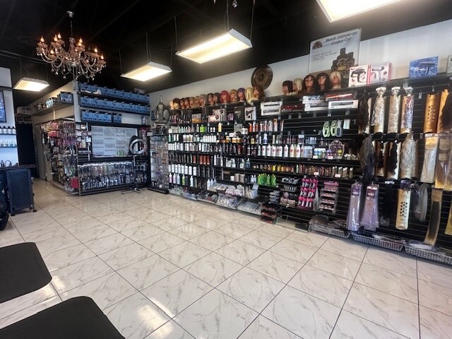 More Photos Of 171 N Gibson Rd, Henderson Storefront For Lease