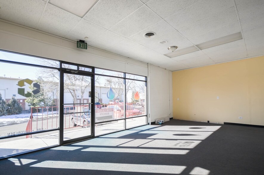 More Photos Of 711-729 Billings St, Aurora Flex For Lease