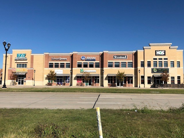 More Photos Of 5454 Main St, Frisco Unknown For Lease