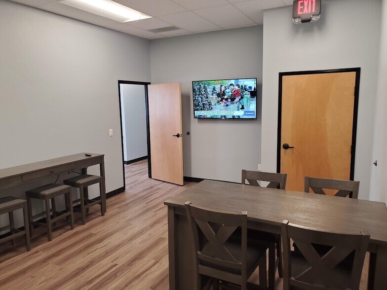More Photos Of 270 W Georgia Ave, Nampa Medical For Lease