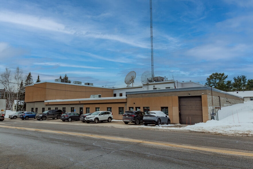 More Photos Of 1450 Lisbon St, Lewiston Radio TVTransmission Facilities For Sale
