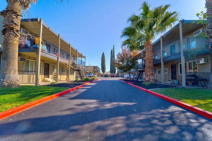 More Photos Of , Los Banos Multifamily For Sale