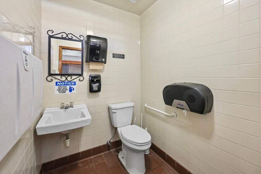 More Photos Of 105 1st St W, Milaca Multifamily For Sale
