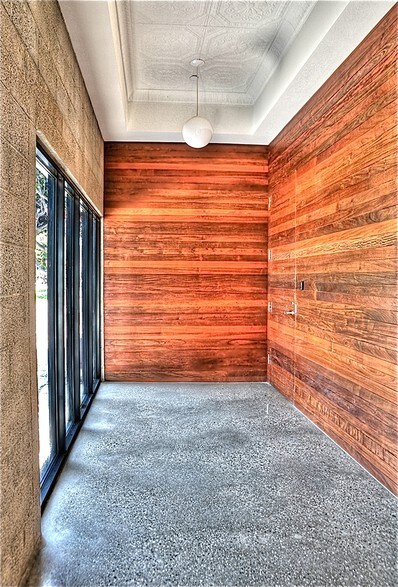 More Photos Of 1702 Olympic Blvd, Santa Monica Loft Creative Space For Lease