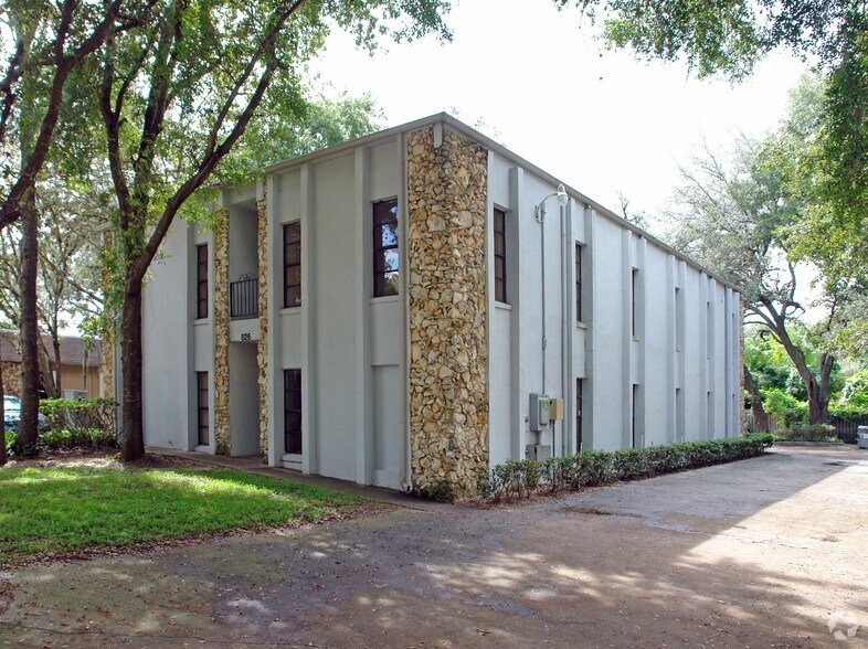 Primary Photo Of 826 N John St, Orlando Office For Lease