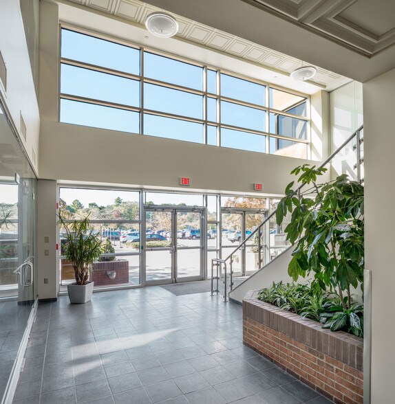 More Photos Of 600 Longwater Dr, Norwell Office For Lease