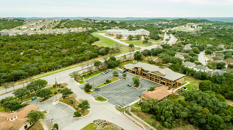 More Photos Of 4300 N Quinlan Park Rd, Austin Unknown For Lease