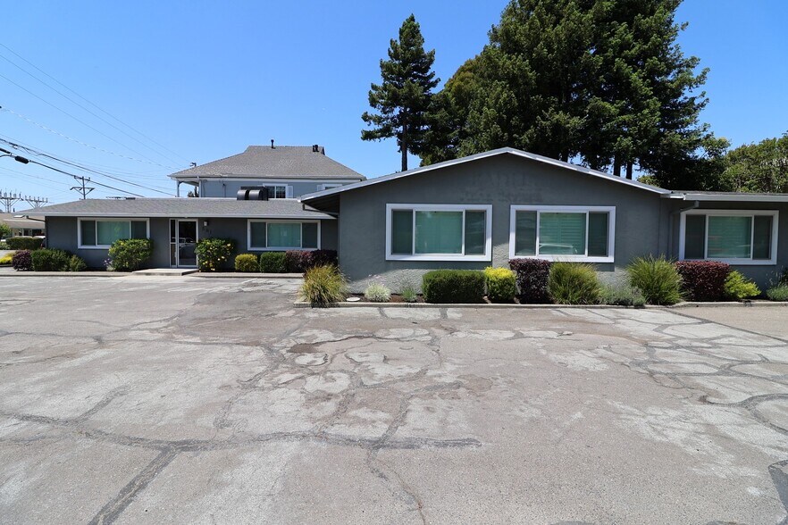 More Photos Of 501 E Washington St, Petaluma Office For Sale