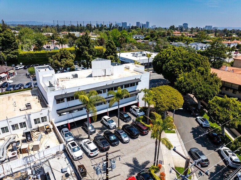 More Photos Of 270 26th St, Santa Monica Medical For Sale