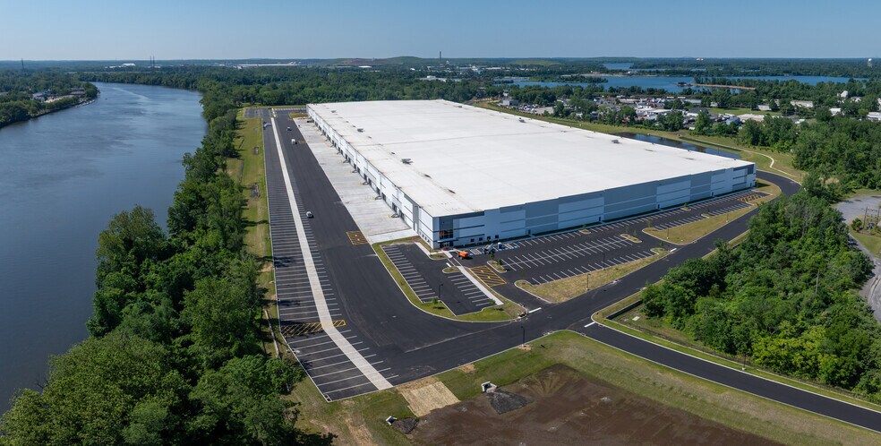 More Photos Of 2300 S Pennsylvania Ave, Morrisville Distribution For Lease