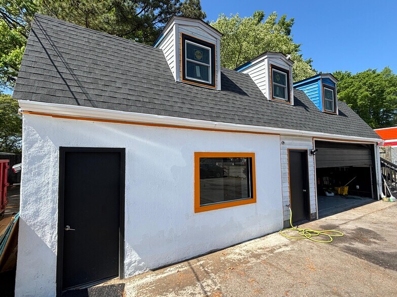 More Photos Of 11021-11025 Jefferson Ave, Newport News Auto Dealership For Sale