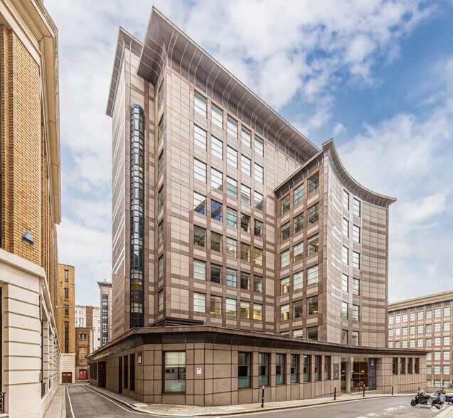 More Photos Of 3 Dorset Rise, London Office For Lease