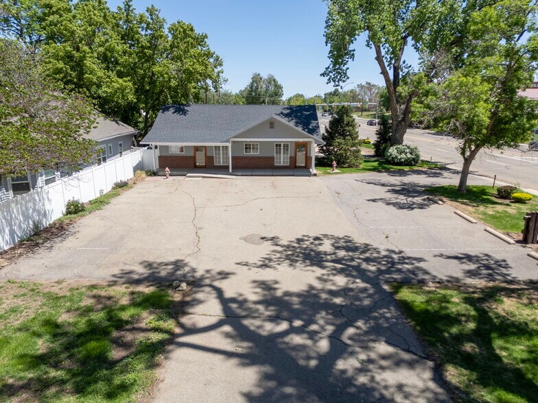 More Photos Of 20 3rd Ave, Longmont Medical For Sale