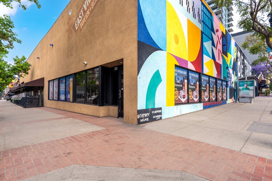 More Photos Of 930 Market St, San Diego Restaurant For Lease