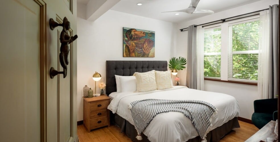More Photos Of 93 Hana Hwy, Paia Hotel For Sale