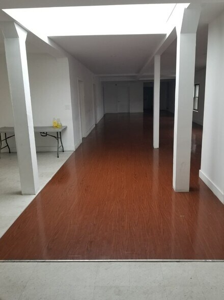 More Photos Of 17 Williams Ave, Brooklyn Warehouse For Sale