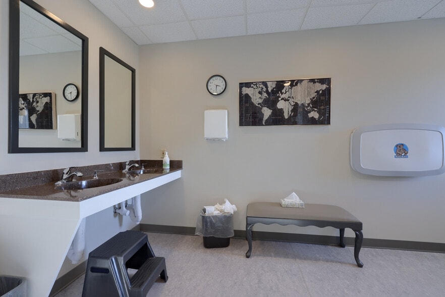 More Photos Of 121 Walnut Hill Rd, Millersville Religious Facility For Sale