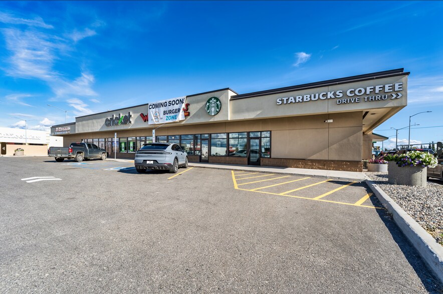 More Photos Of 24-44 College Rd, Fairbanks Freestanding For Sale