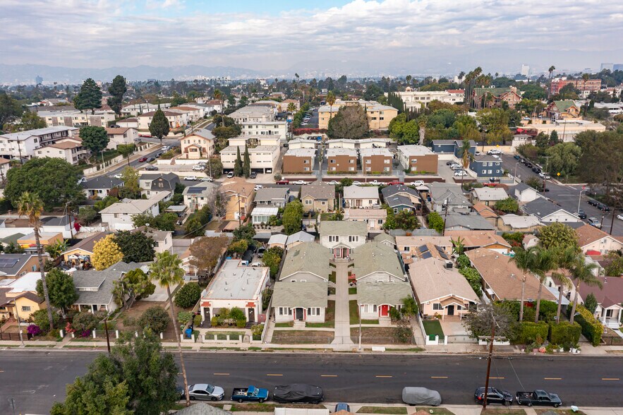 More Photos Of 3517 Montclair St, Los Angeles Apartments For Sale