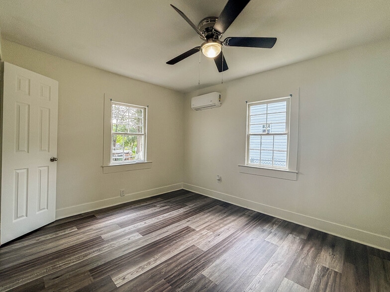 More Photos Of , Spartanburg Unknown For Sale