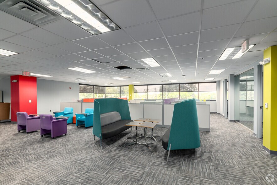 More Photos Of 1717 Newtown Langhorne Rd, Langhorne Office For Lease
