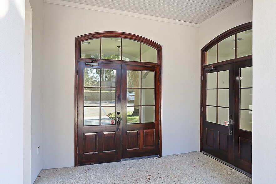 More Photos Of 10620 Timberlake Ave, Baton Rouge Medical For Lease