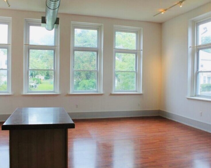 More Photos Of 6136 Magnolia Ave, Pennsauken Apartments For Sale