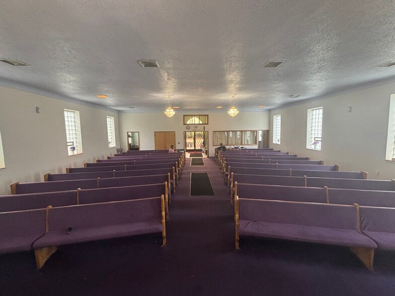 More Photos Of 10510 Sterritt St, Detroit Religious Facility For Sale