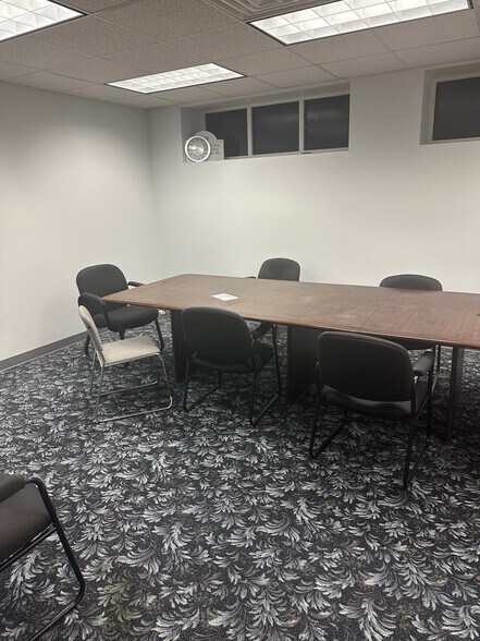 More Photos Of 175 Walnut St, Lockport Office For Lease