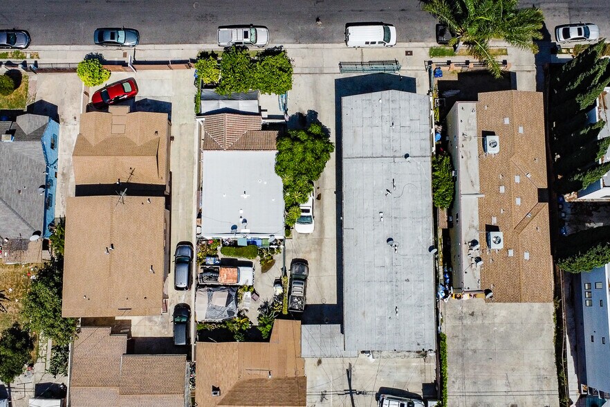 More Photos Of , Los Angeles Multifamily For Sale