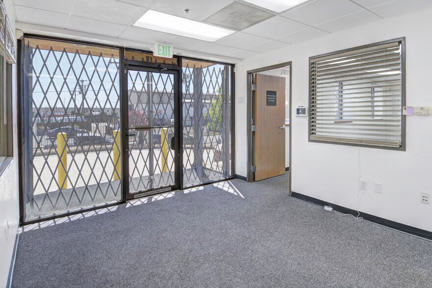 More Photos Of 5715 Fairfax St, Commerce City Warehouse For Lease