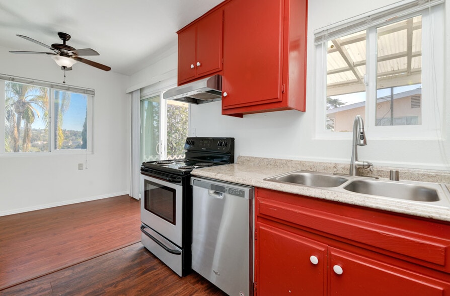 More Photos Of 615-617 Truly Terrace, Vista Apartments For Sale
