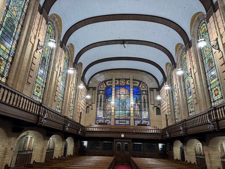 More Photos Of 100 Lafayette St, York Specialty For Sale