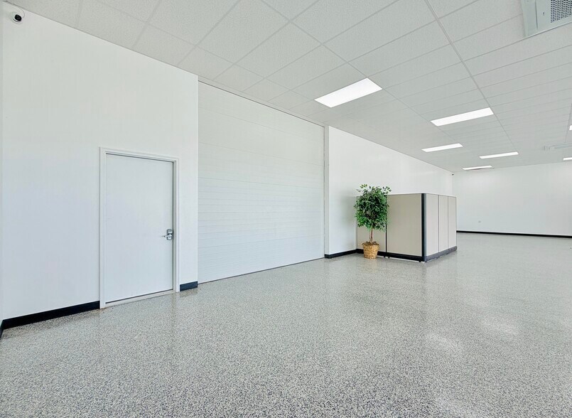 More Photos Of 3601 N Van Buren Byp, Enid Freestanding For Lease