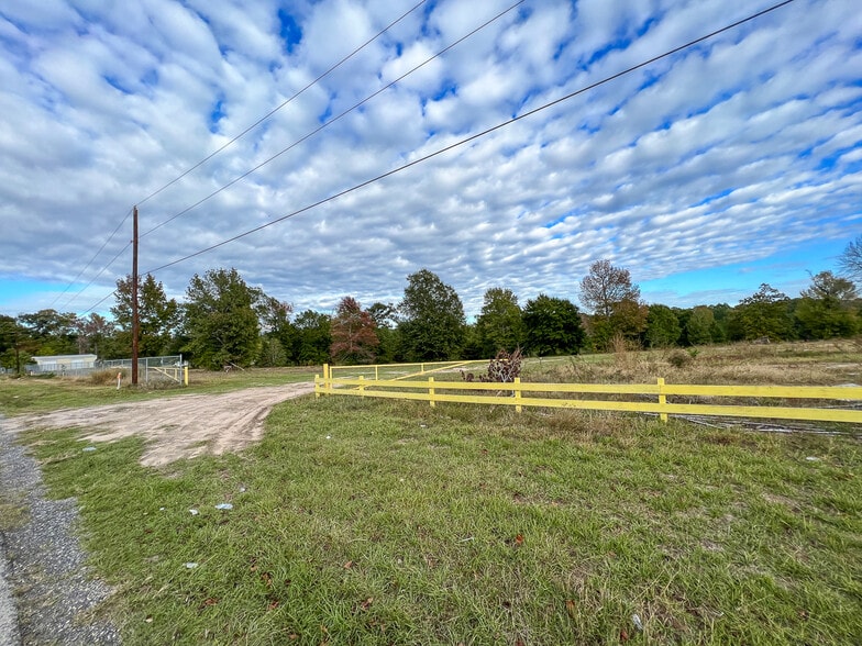 More Photos Of 730 Interstate 45 S, Huntsville Land For Sale