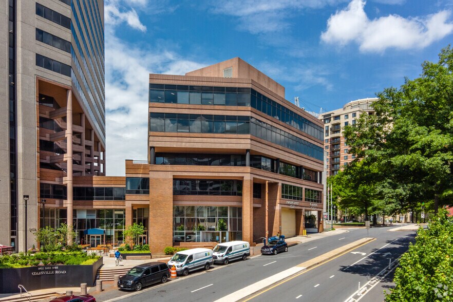 More Photos Of 8405 Colesville Rd, Silver Spring Unknown For Lease