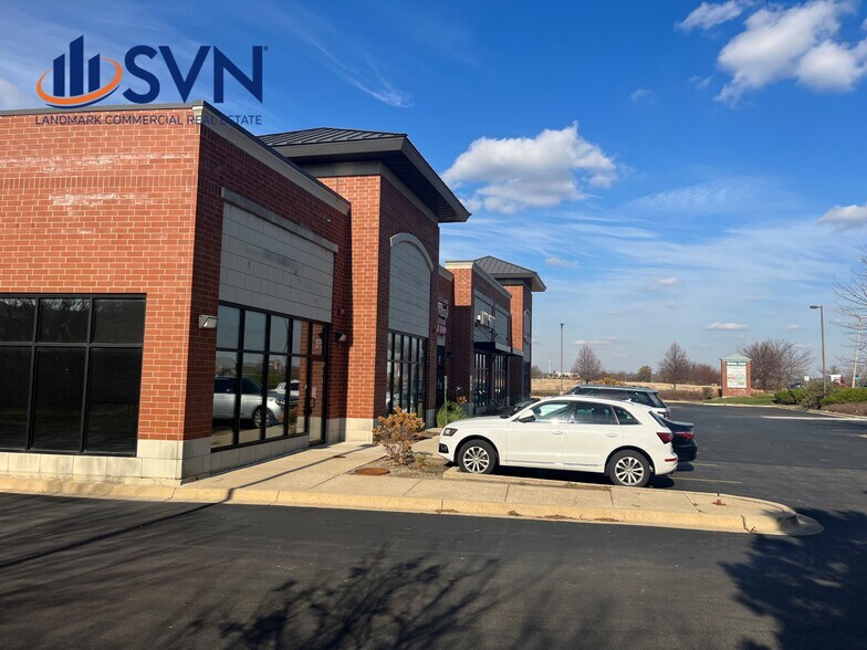 More Photos Of 435 Angela Ln, Crystal Lake Unknown For Lease