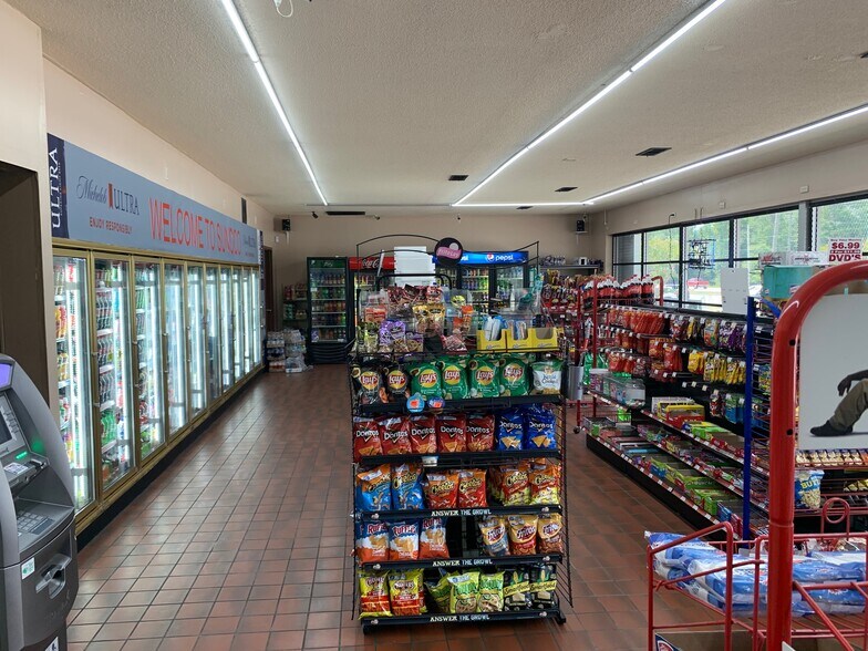 More Photos Of 350 E Main St, Swainsboro Service Station For Sale