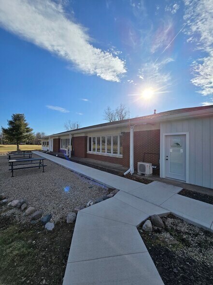 More Photos Of 9273 W 1050 N, Elwood Freestanding For Sale