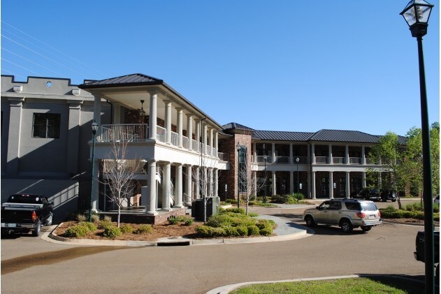 More Photos Of 113-115 W Jackson Ave, Ridgeland Unknown For Lease