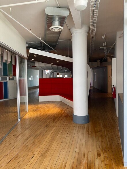 More Photos Of 28 W 27th St, New York Loft Creative Space For Lease