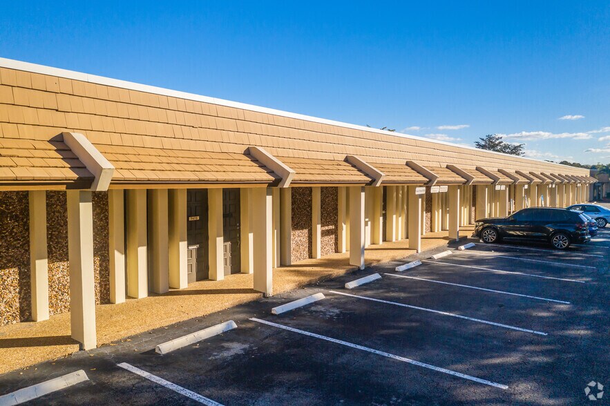 More Photos Of 7421-7497 NW 4th St, Plantation Office For Lease