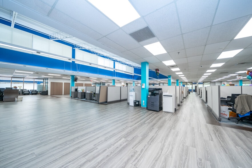 More Photos Of 663 E Crescent Ave, Ramsey Office For Lease