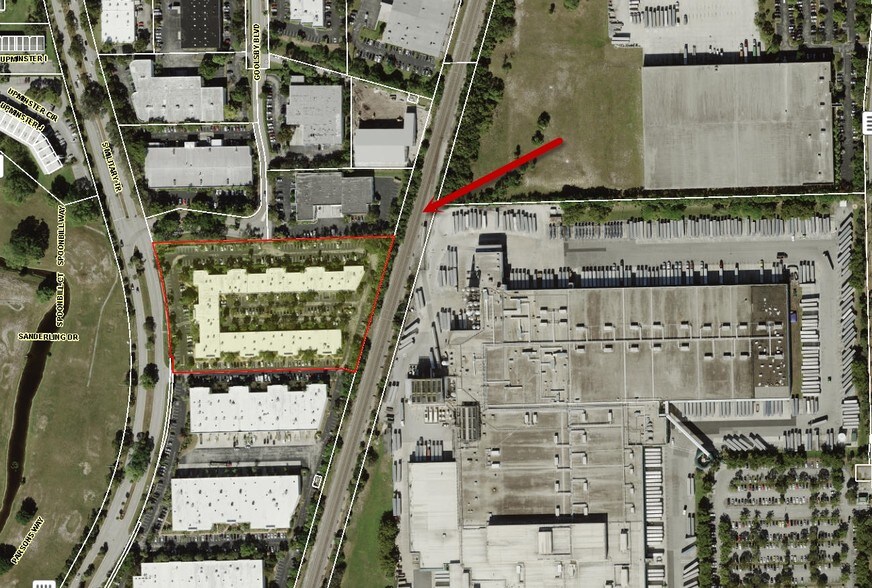 More Photos Of 602 S Military Trl, Deerfield Beach Showroom For Lease