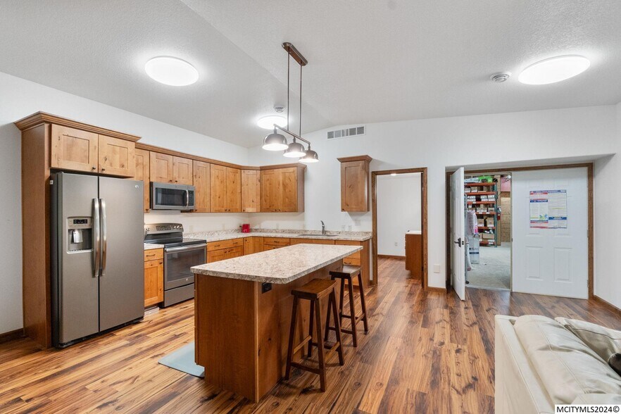 More Photos Of 390 E US Highway 18, Garner Showroom For Sale