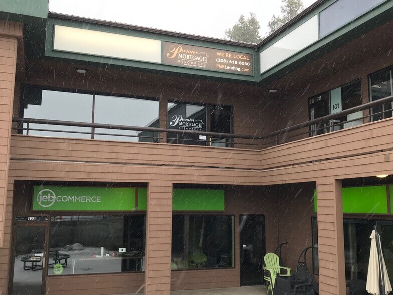 More Photos Of 610 W Hubbard St, Coeur d'Alene Office For Lease