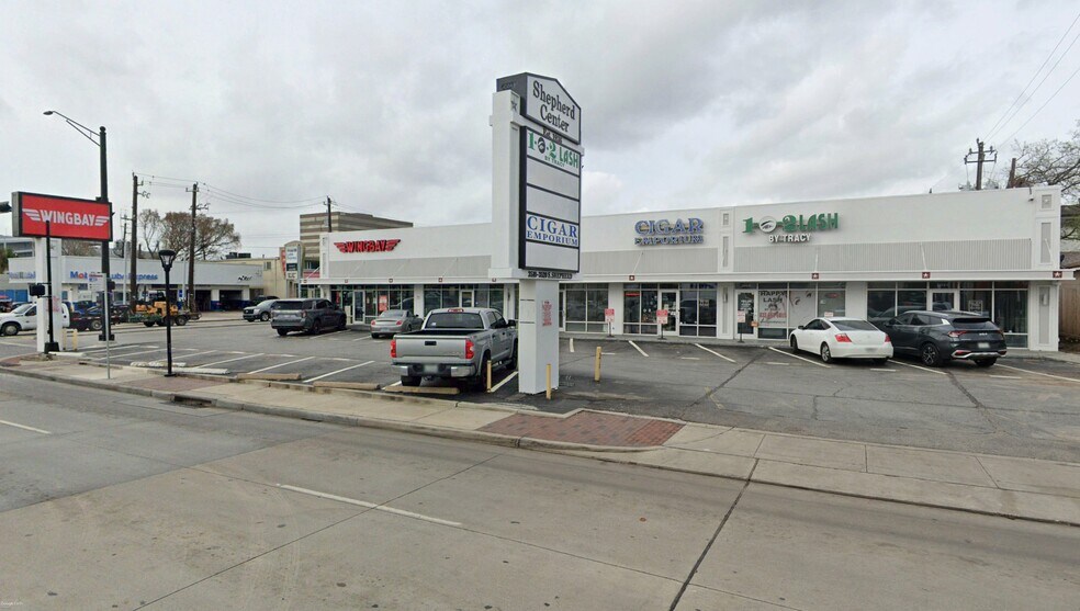 More Photos Of 3514-3520 S Shepherd Dr, Houston Storefront For Lease