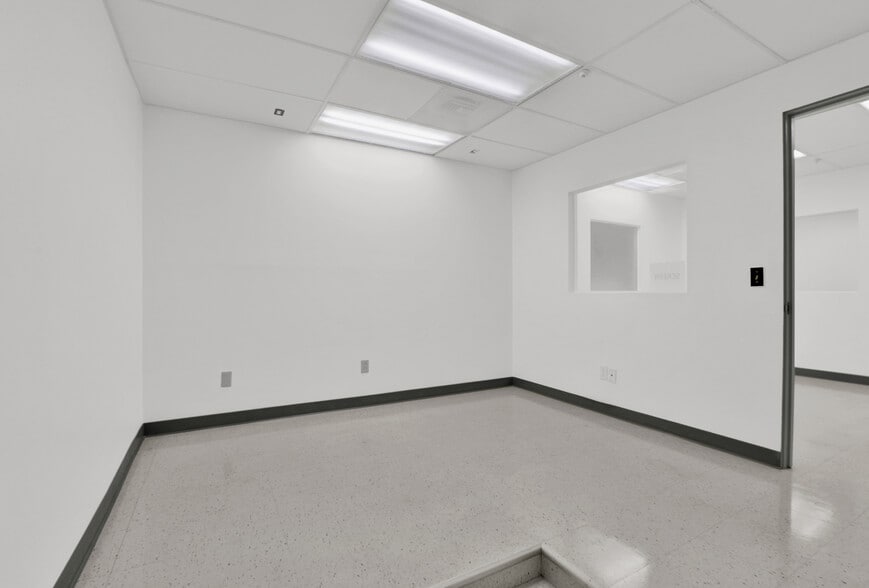 More Photos Of 16812 Red Hill Ave, Irvine Manufacturing For Sale