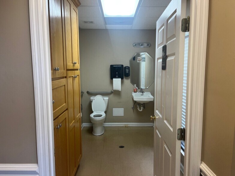 More Photos Of 2020 Cowan Hwy, Winchester Loft Creative Space For Lease