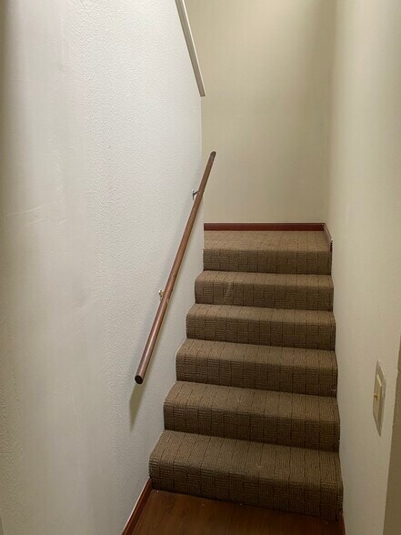 More Photos Of 430 N Canal St, South San Francisco Manufacturing For Sale